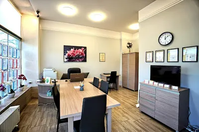 Pośrednictwo kredytowe - Pośrednictwo ubezpieczeniowe